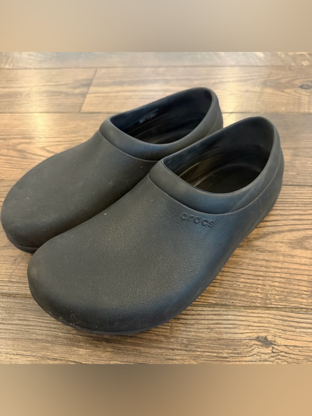 CROCS Men's Black Slip-On Work Loafers Size 9